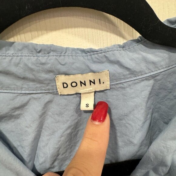 Donni. Blue Button Down Shirt Size Small S Blouse Top Short Cotton - Picture 7 of 7